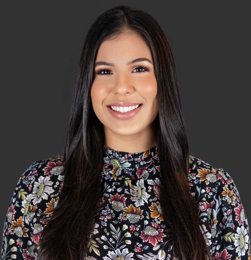 Melanie Beltran Photo