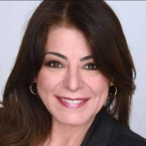 Elizabeth Romero Photo