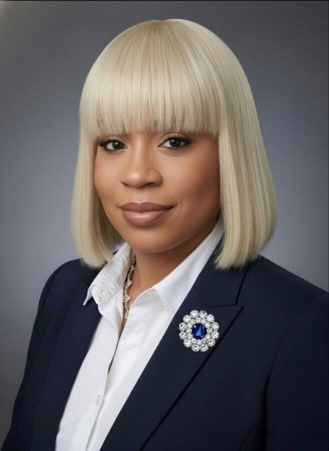 Jacqueline Lowe Photo